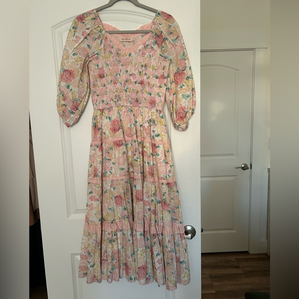 Ivy City Co Roselyn Pastel Floral Midi Dress